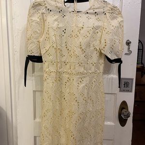 Cream colored dress with lining